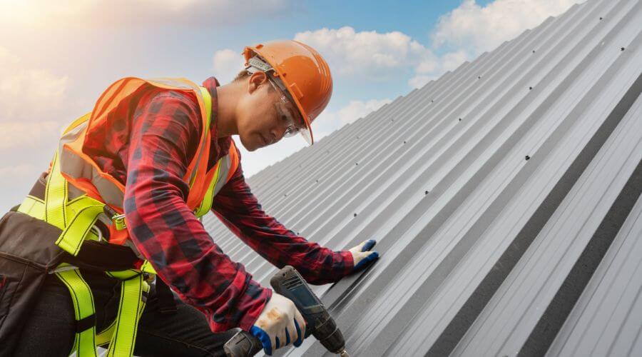 Owens Corning roofing contractor in Elkville, IL